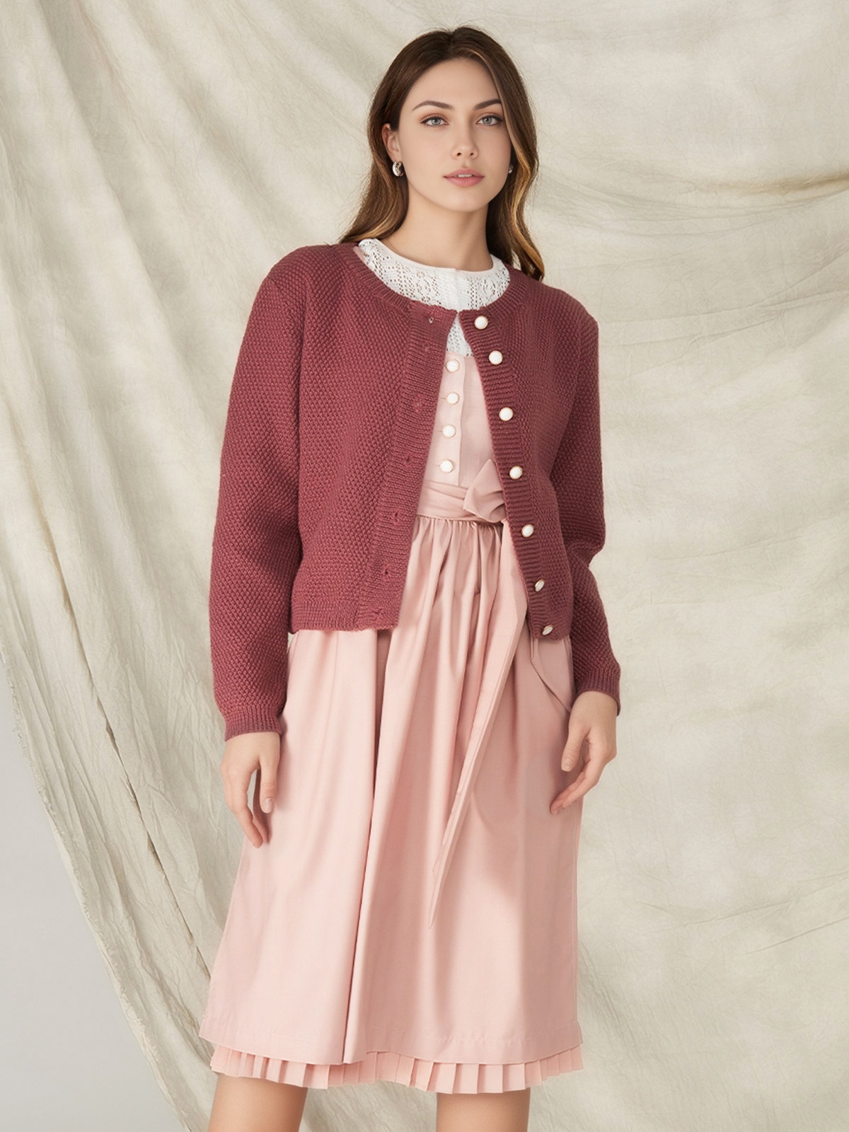 Dirndl in Lila – Eleganz und Tradition vereint
