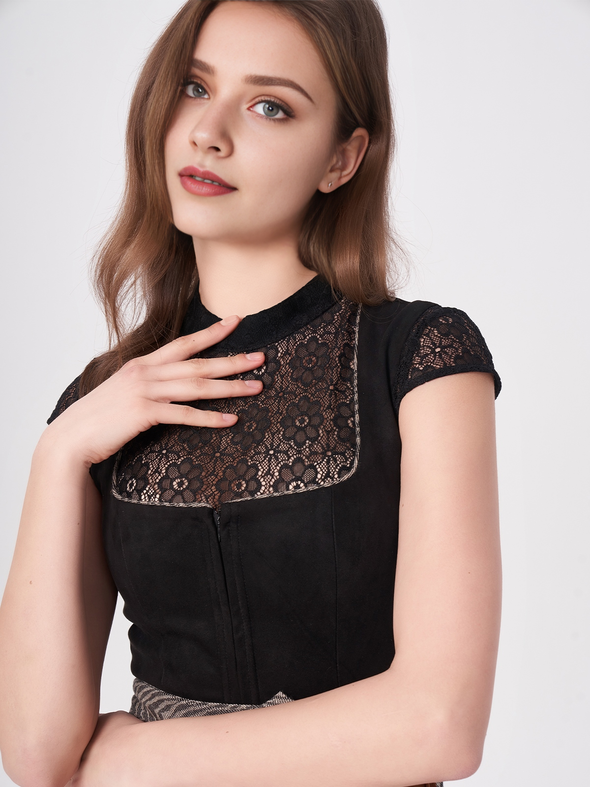 Dirndl Dunkelblau – stilvoll und vielseitig