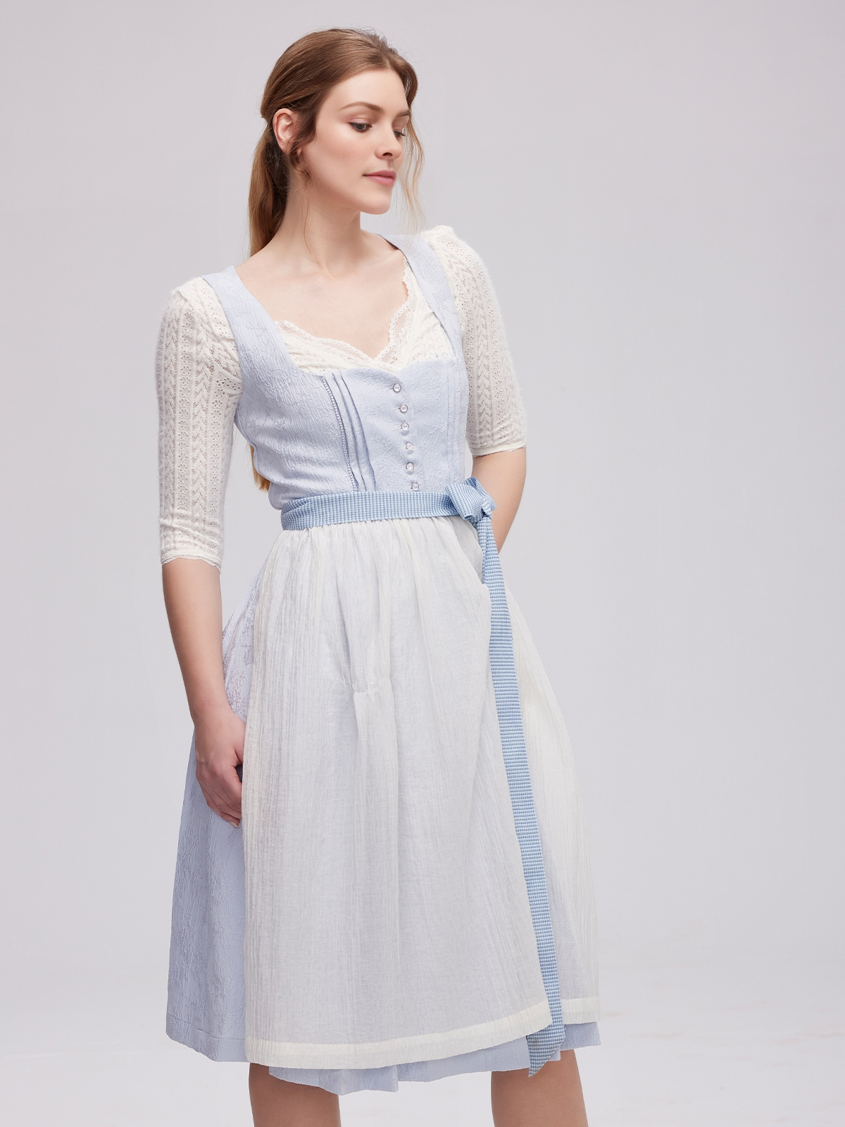Lange Dirndlbluse in Blau