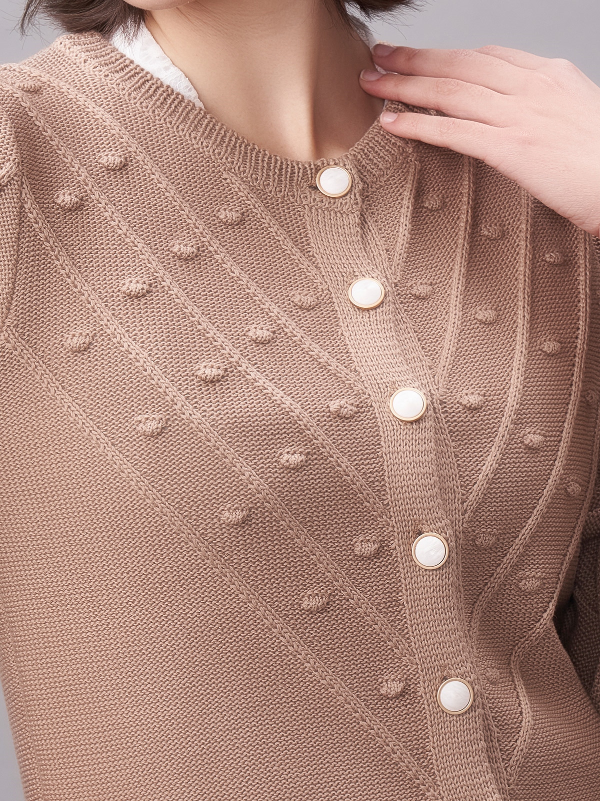 Dirndlbluse langärmlig in Braun