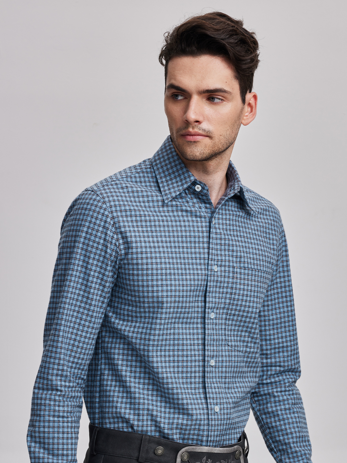 Modernes Dirndl in Blau