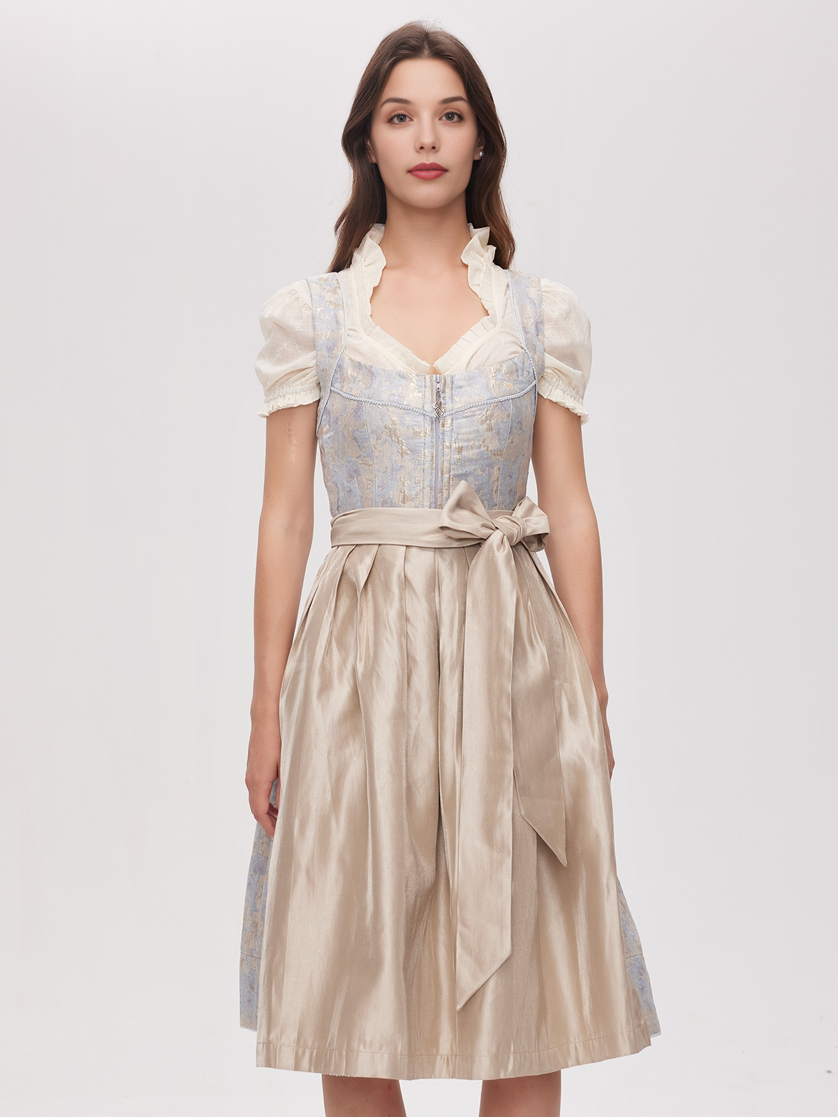 Dirndl in Rosa