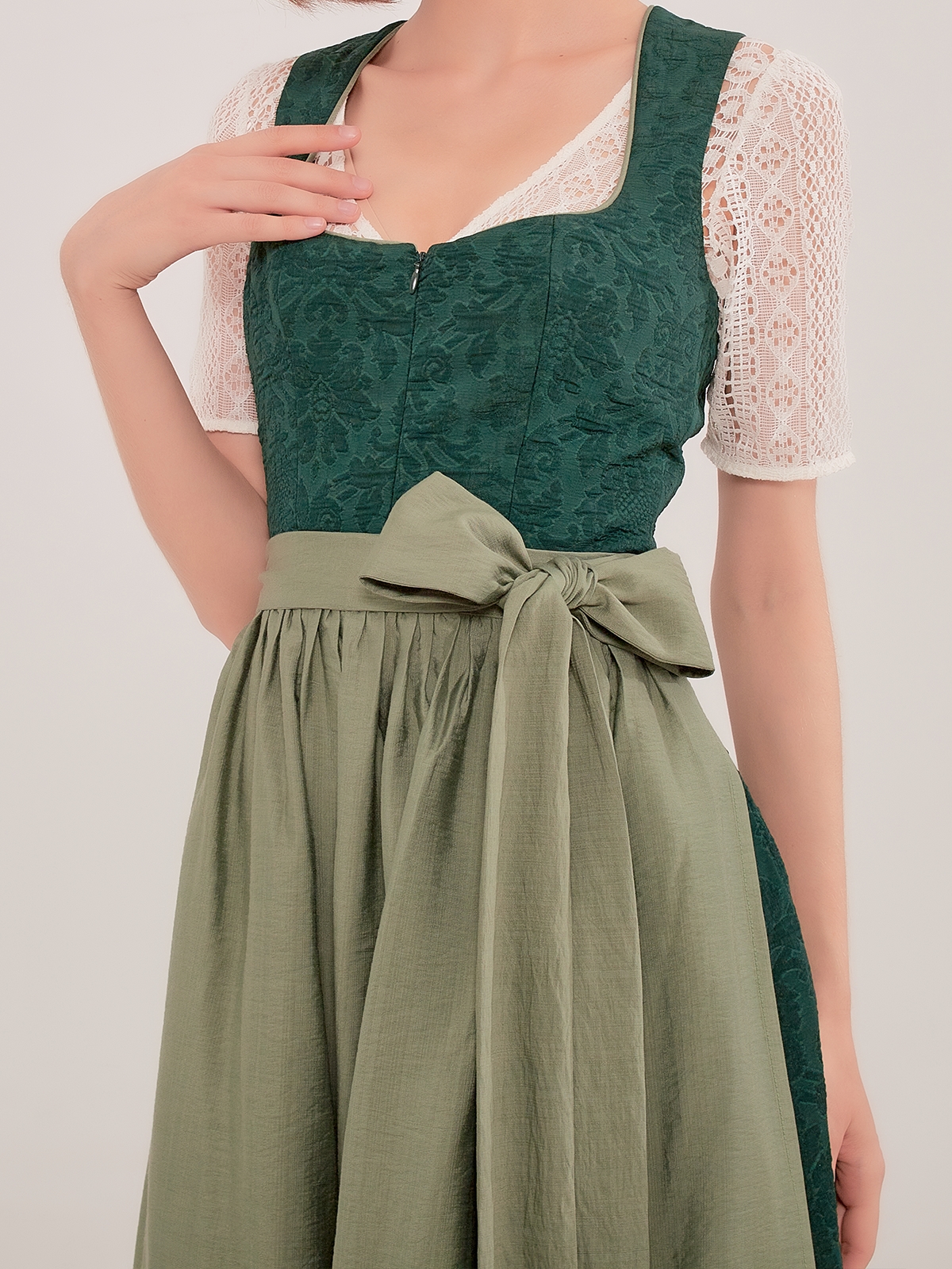 Dirndl in Grün – perfekt für festliche Anlässe